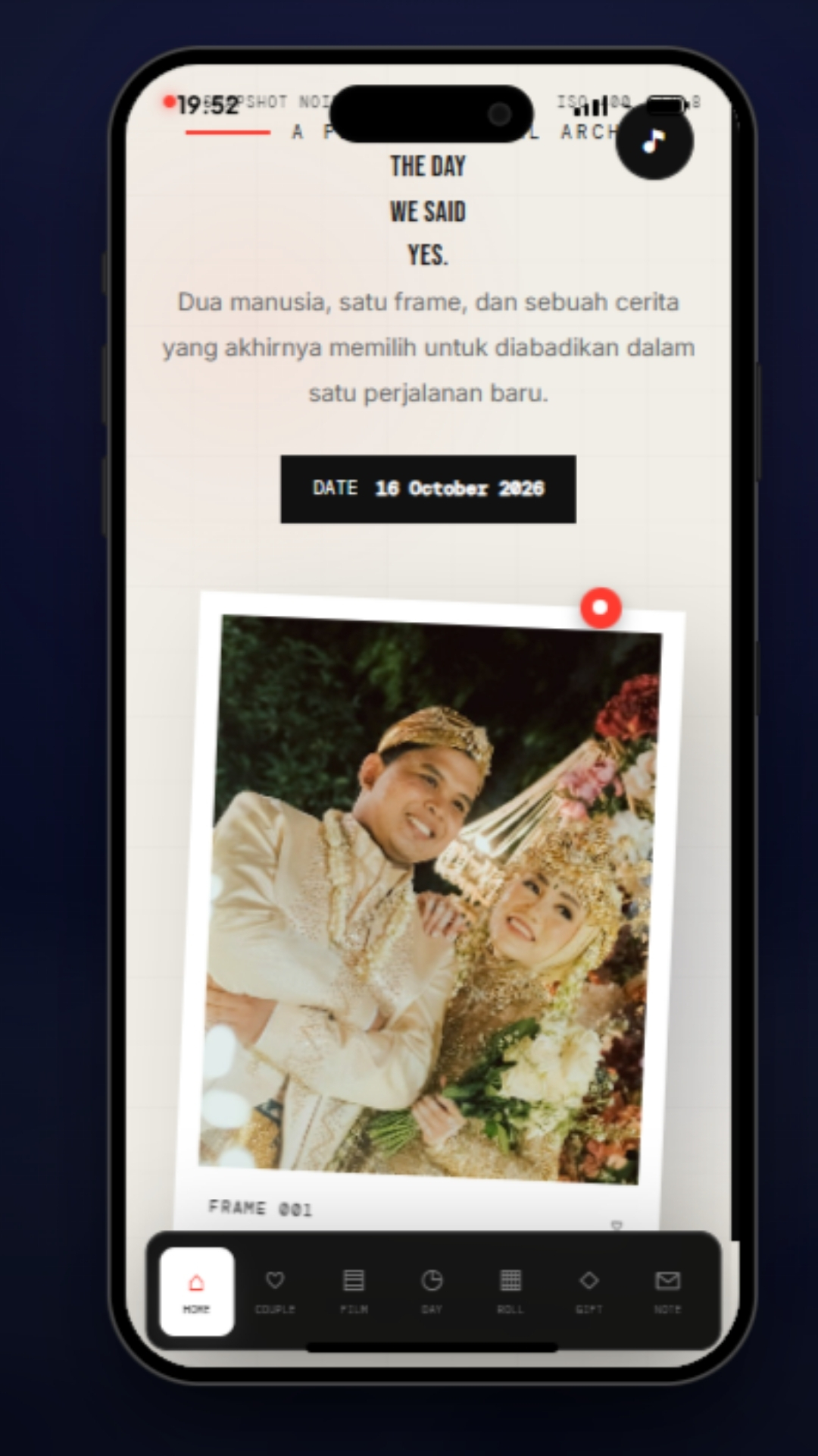 Tema SNAPSHOT NOIR — undangan digital Wedding & Pernikahan